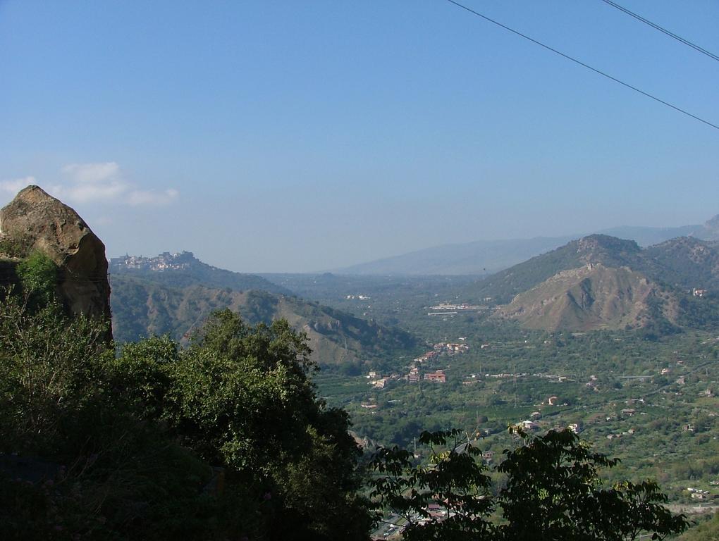 Animosa Suites Castiglione De Sicilia Exteriér fotografie