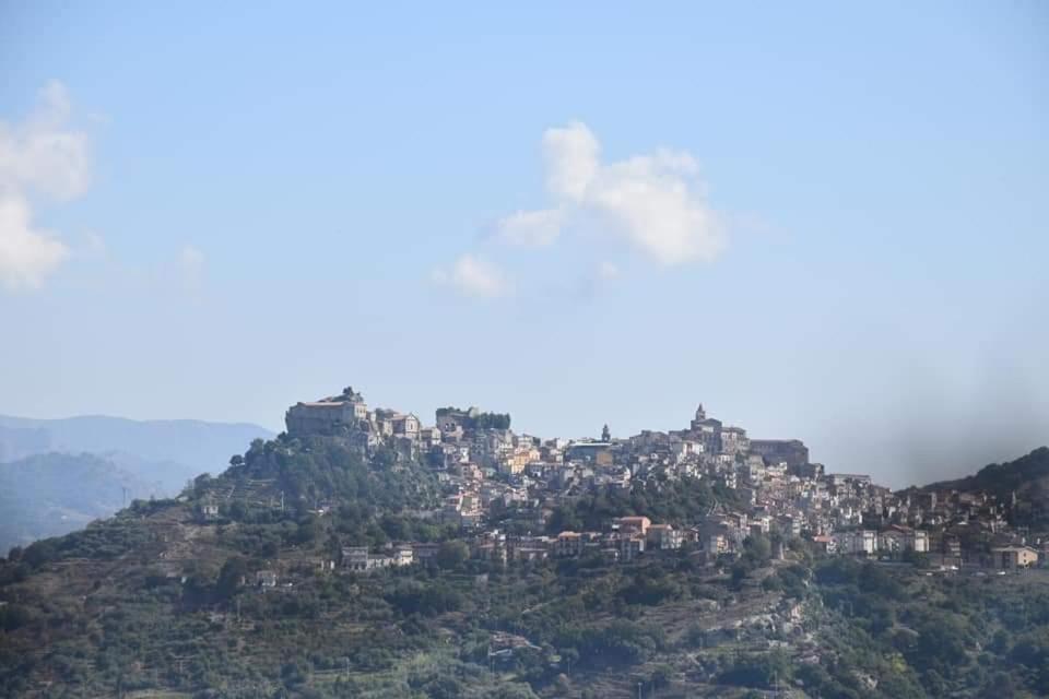 Animosa Suites Castiglione De Sicilia Exteriér fotografie